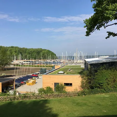 Ferienwohnung Yachthafen-Foerdeblick Gluecksburg Exterior photo